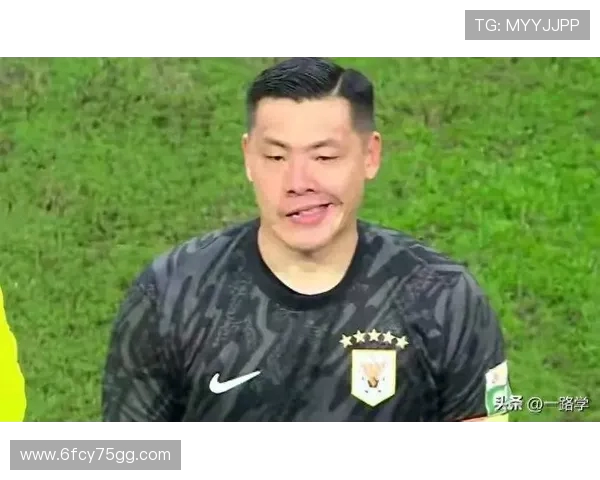 费利佩双响助蓉城2-1逆转十人泰山 王大雷染红痛失好局