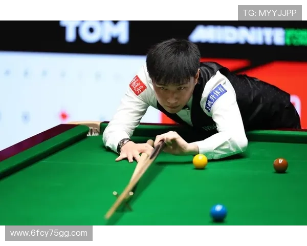 赵心童强势以六比一击败斯佳辉成功晋级斯诺克国锦赛八强再展冠军风采 赵心童强势以六比一击败斯佳辉成功晋级斯诺克国锦赛八强再展冠军风采
